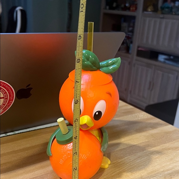 # 0725+ Vibrant Orange Bird Cup with Green Accents - Picture 3 of 4